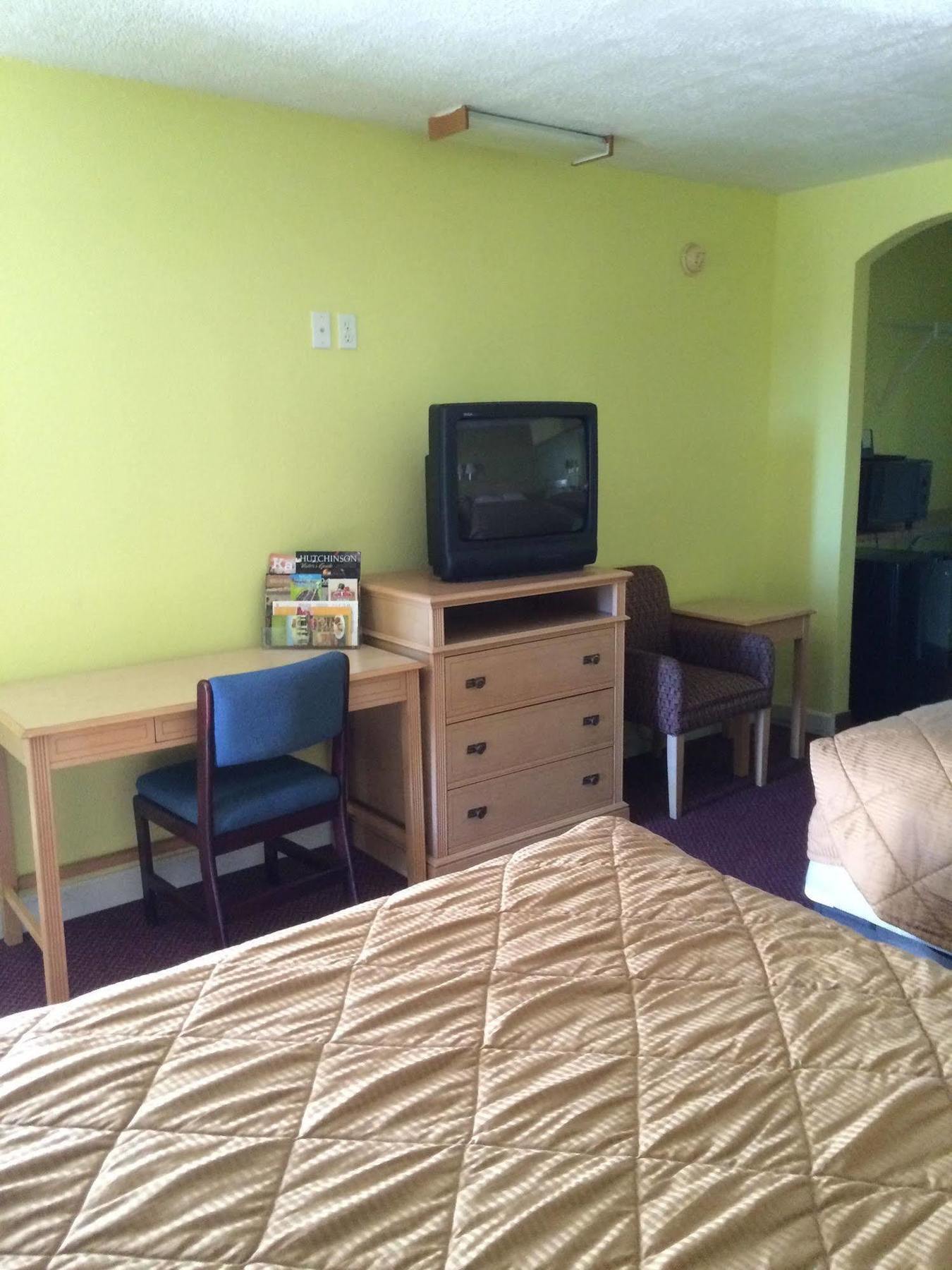 Hutchinson Inn Екстер'єр фото